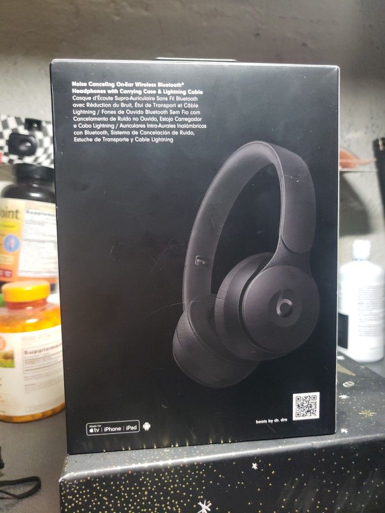 Beats Solo PRO