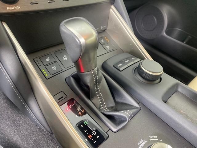2019 Lexus IS