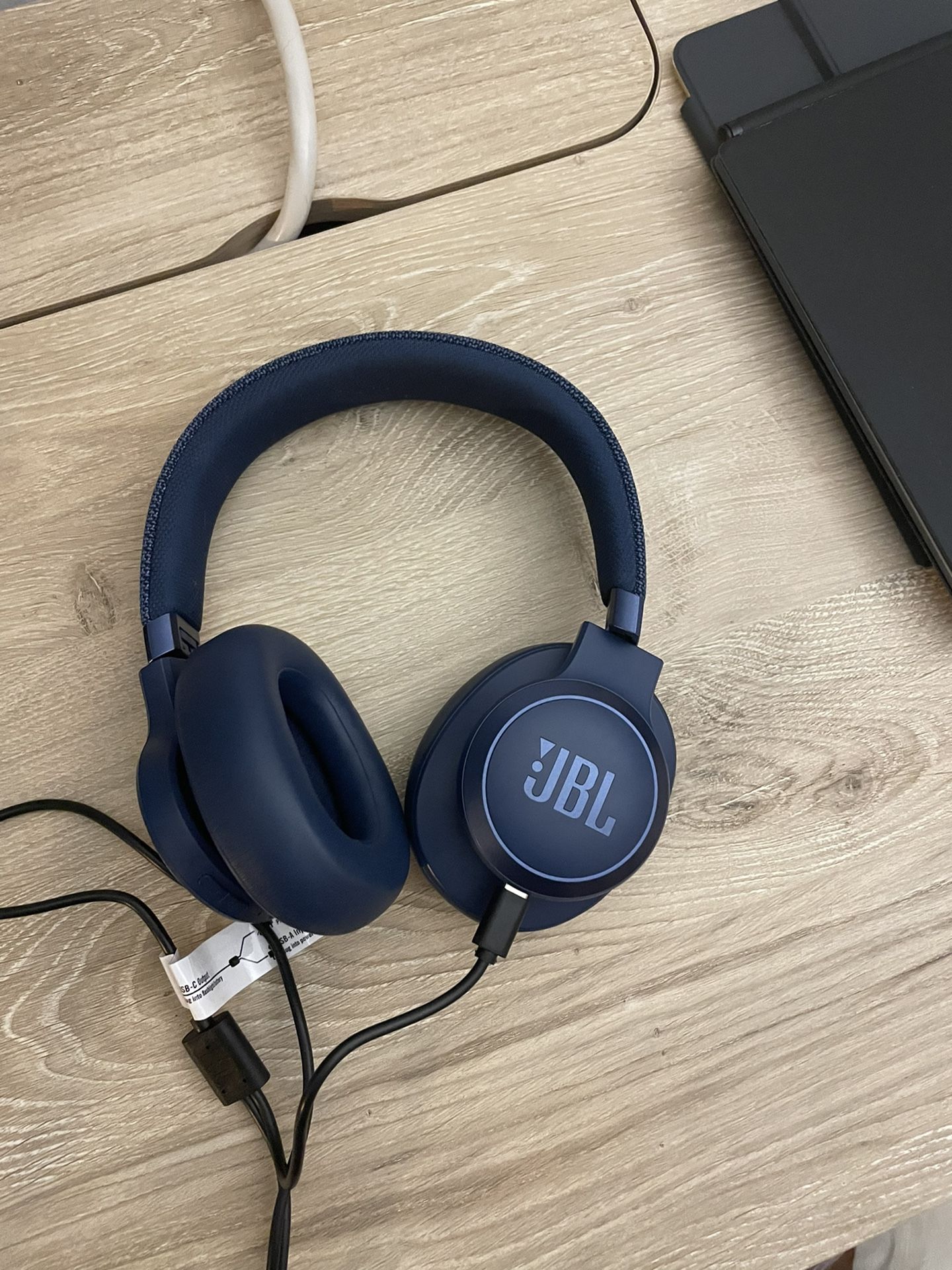 JBL Wireless Headphones