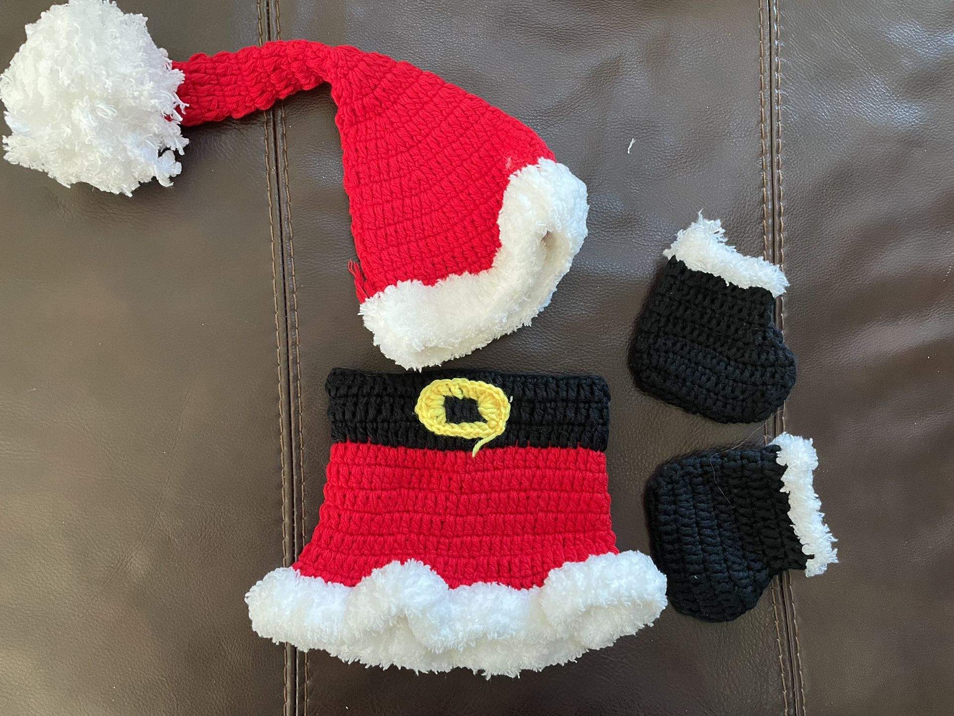 Baby Santa Outfit (Skirt, Hat And Shoes)