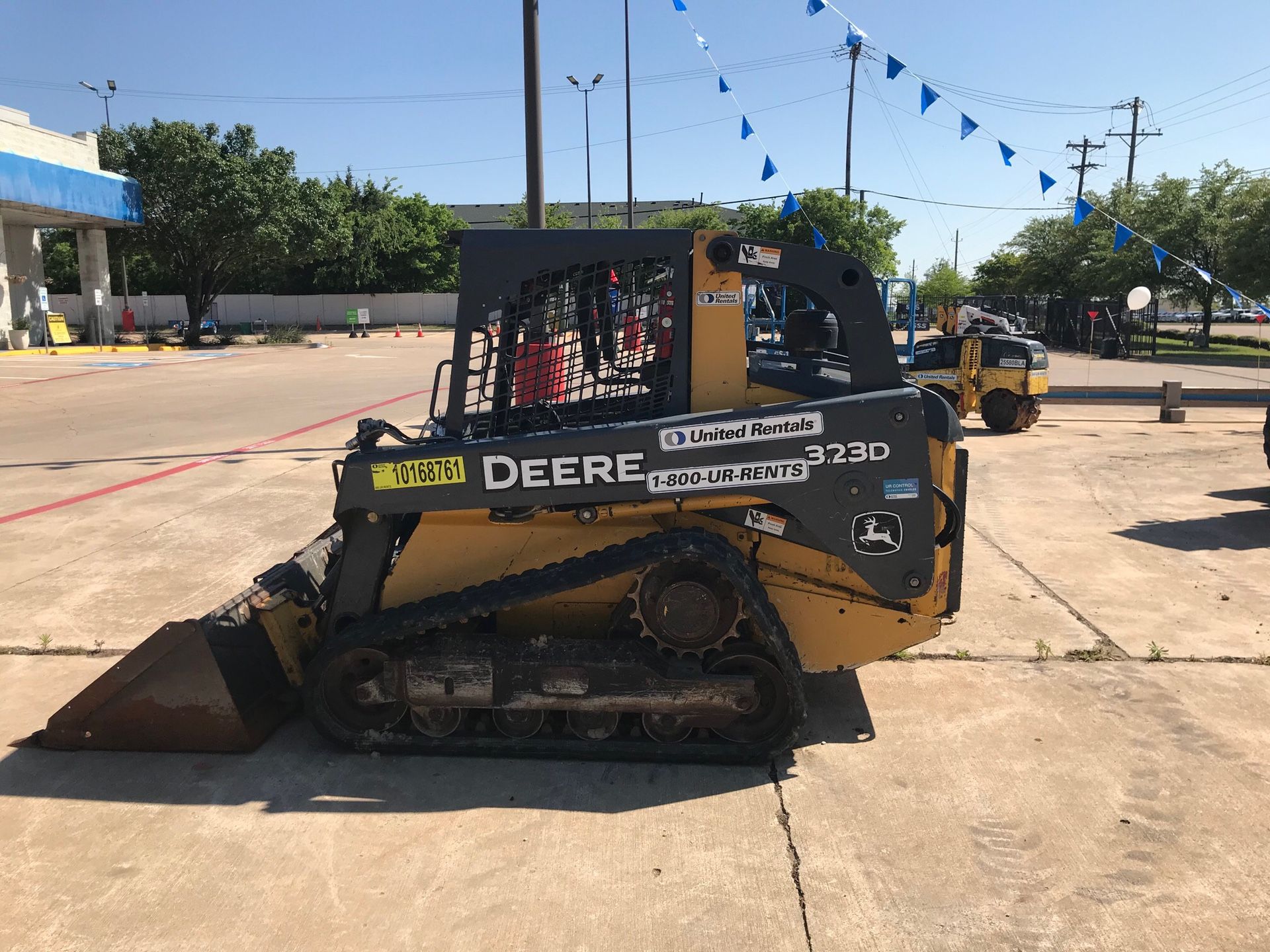 2013 JOHN DEERE 323D SKID STEER