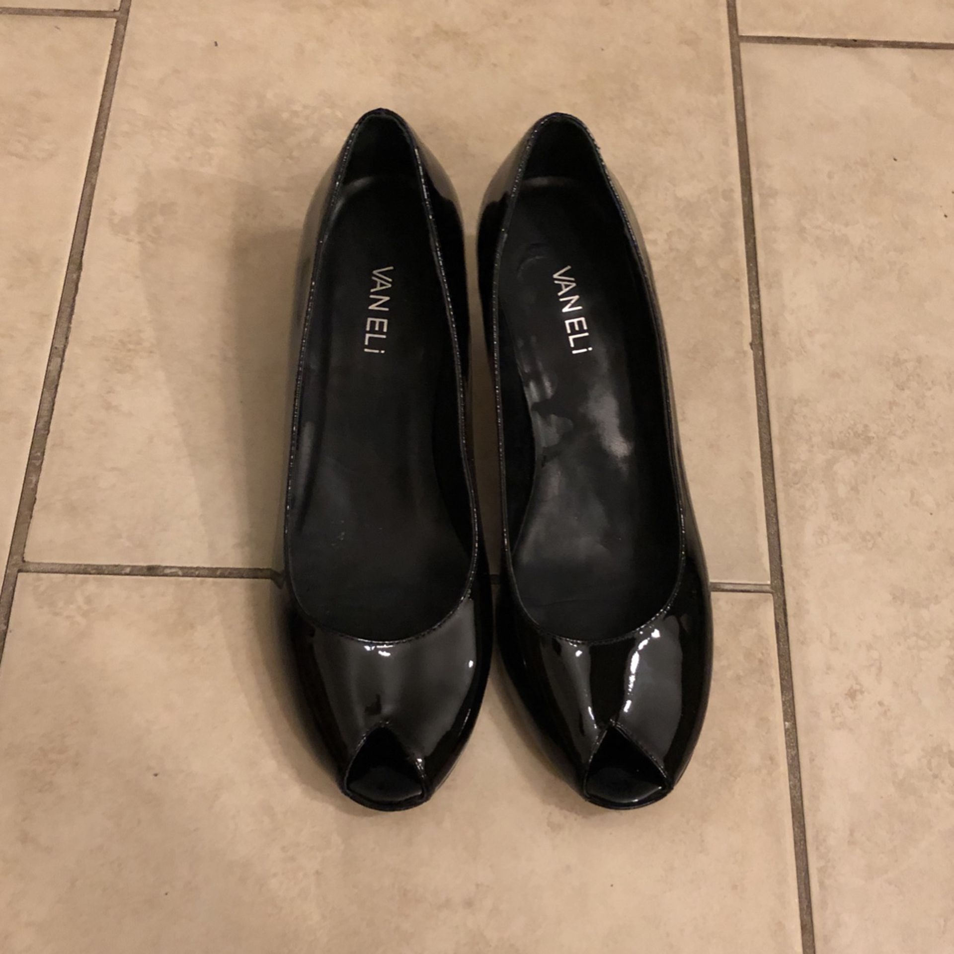 Women’s Shoes,flats,heels,flip flops 