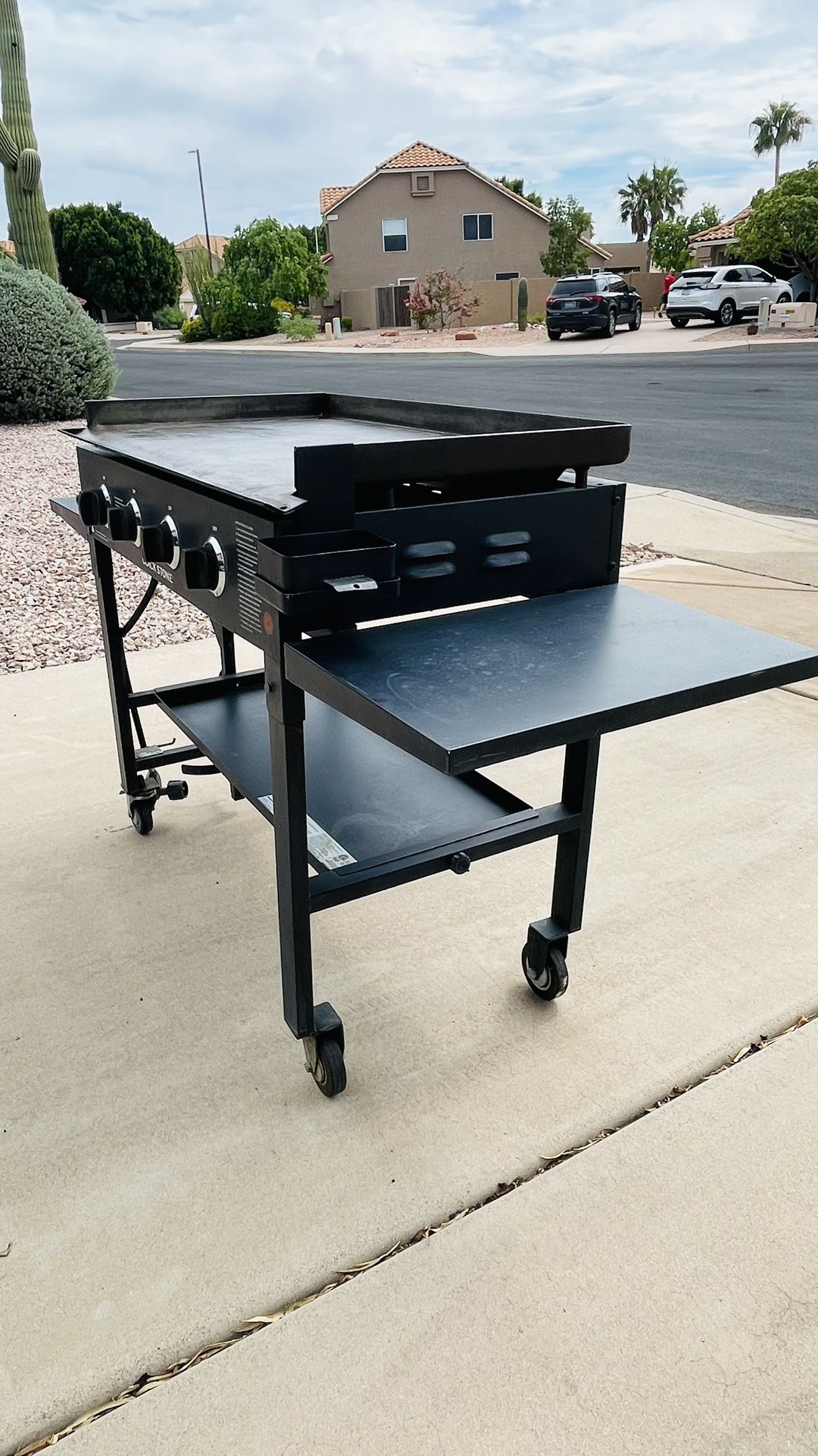 Blackstone 36” 4 Burner Professional Gas Griddle