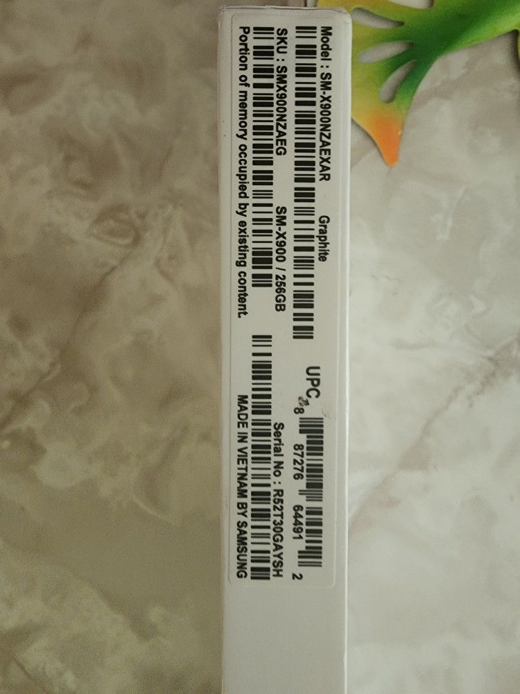 Galaxy Tab S8 Ultra + Galaxy Book Cover (Sealed)