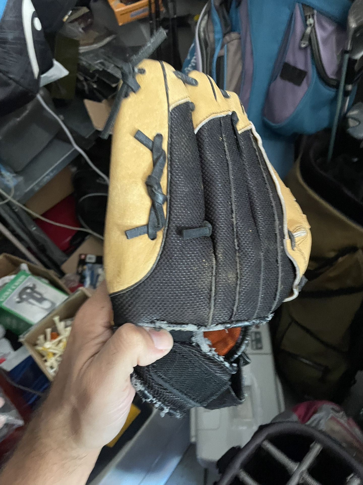 Baseball glove Easton 12 inches