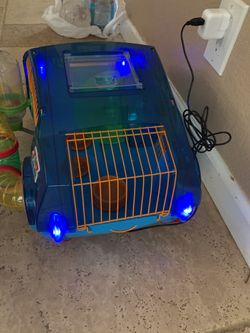 Hamster Cage Crate Food Toys Lining  Thumbnail