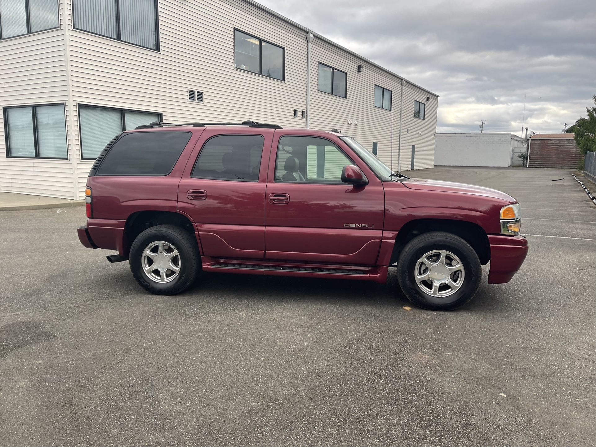 2005 GMC Yukon Denali
