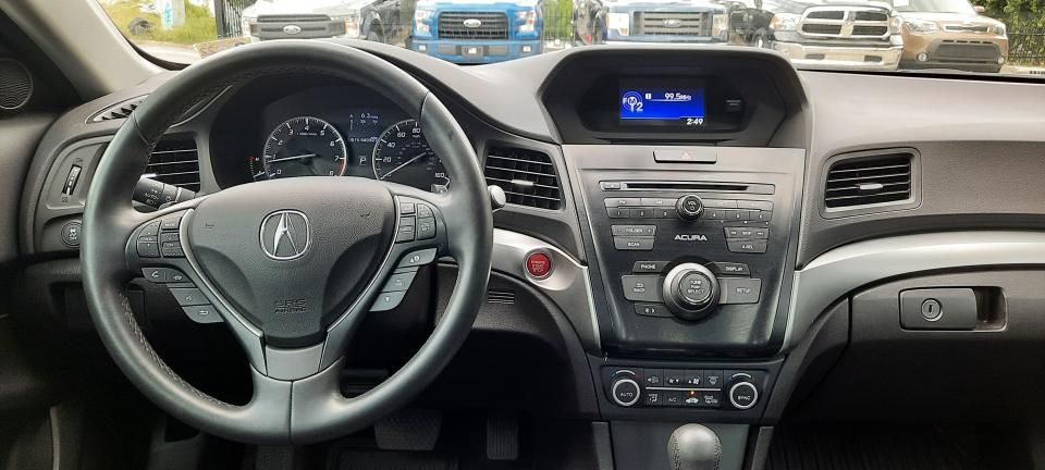 2018 Acura ILX