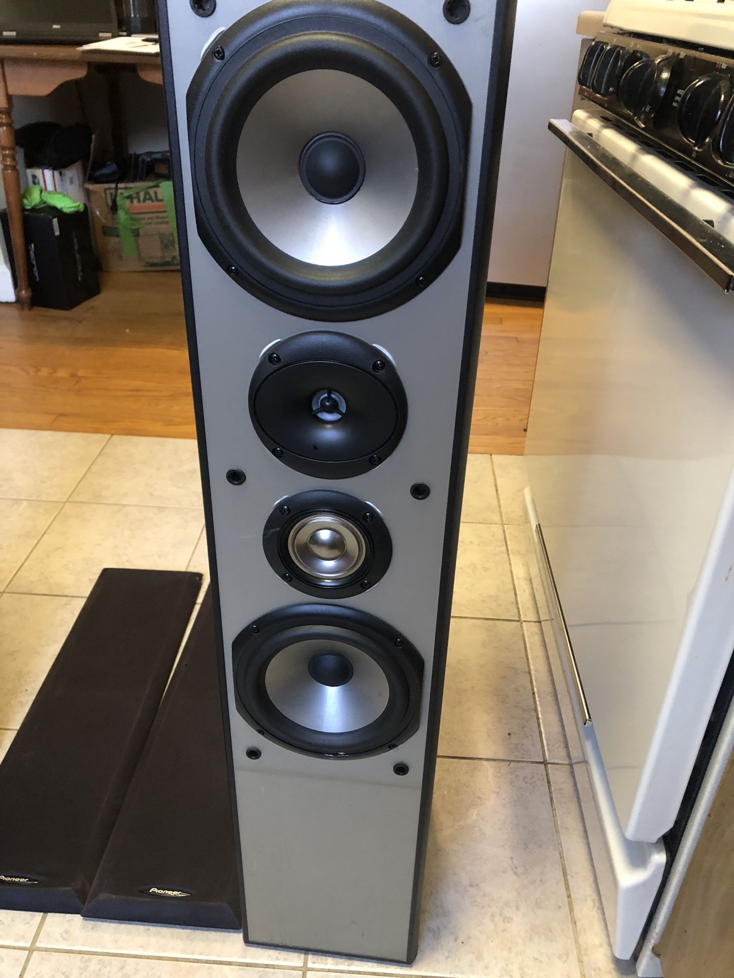 Pioneer Tower Speakers for Sale in Clifton, NJ - OfferUp