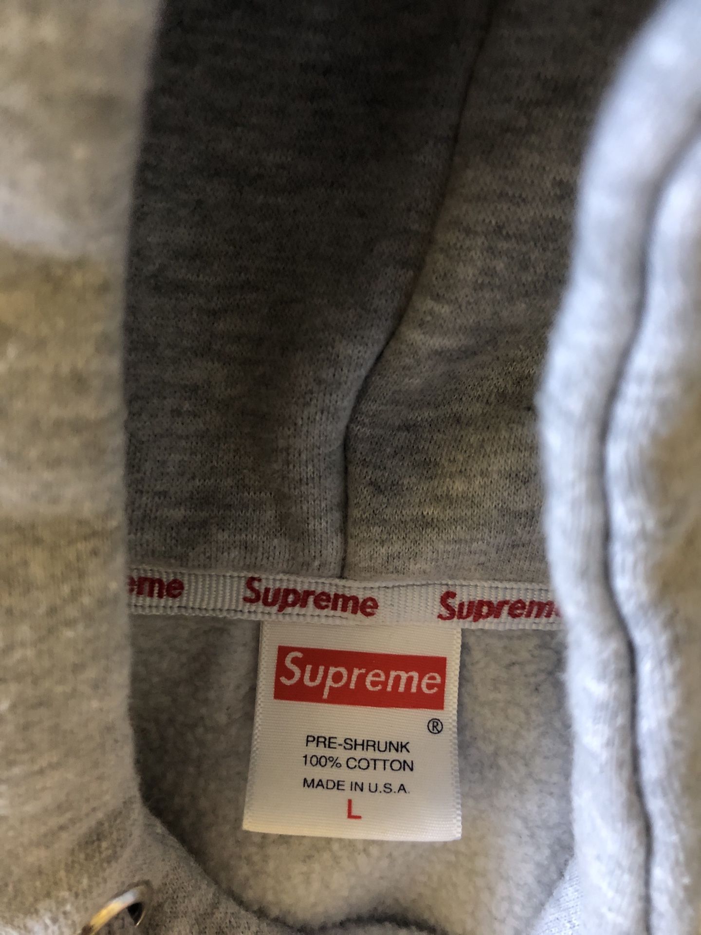 Supreme Hoodie