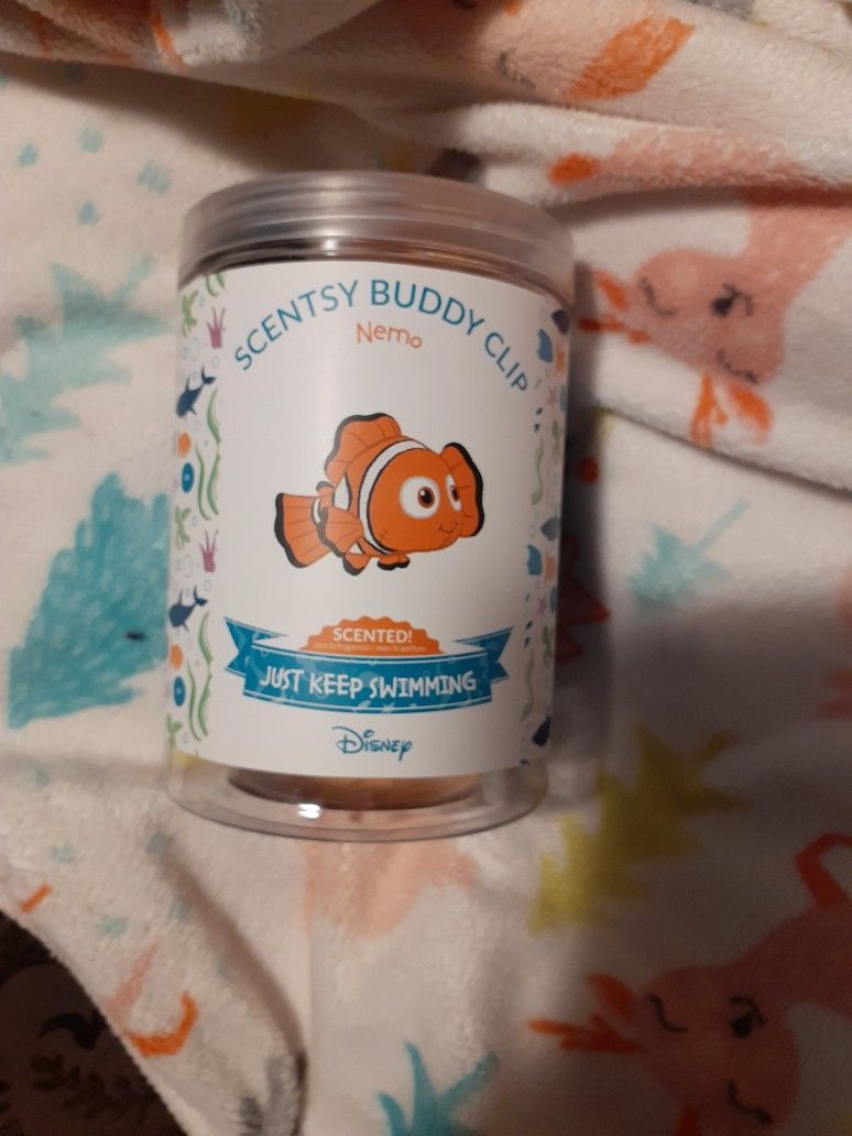Nemo Scentsy Buddy Clip