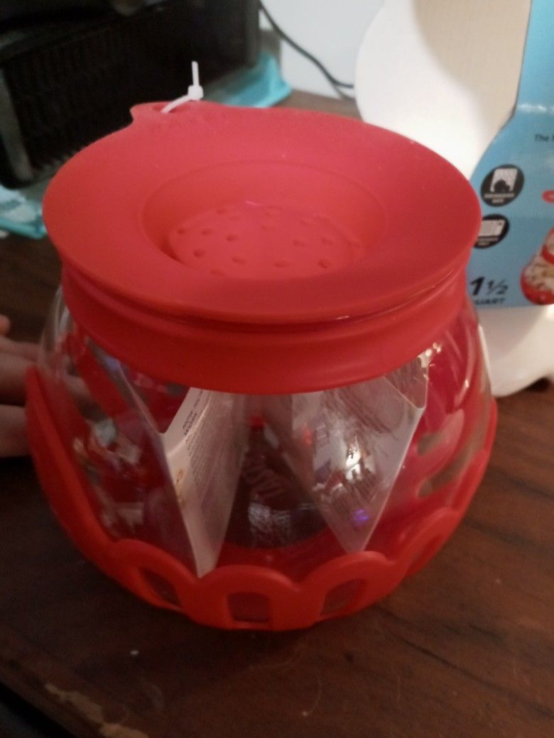 TASTY - Microwave Popcorn Popper 1.5 Quart Microwave Safe Healthier Popcorn Popper BRAND NEW NEVER USED