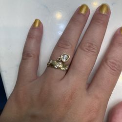 14 K Gold Gorgeous Engagement Ring With Heart  Thumbnail
