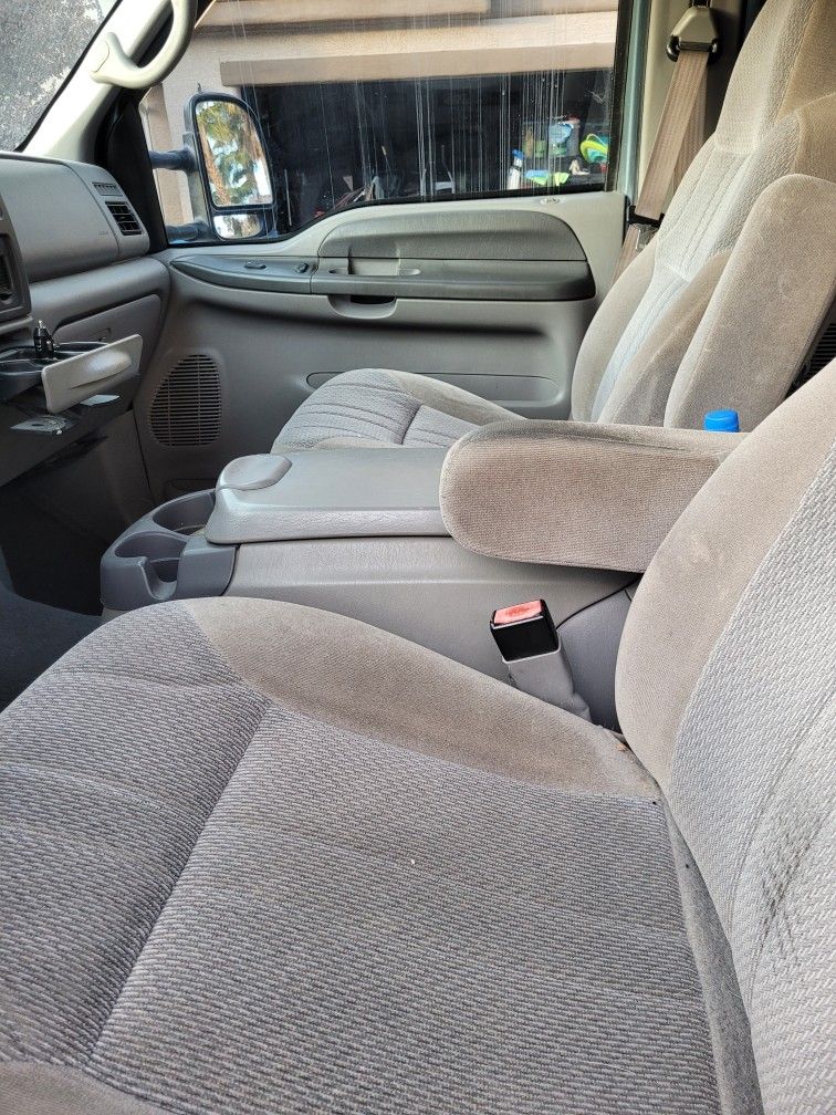 2001 Ford Excursion