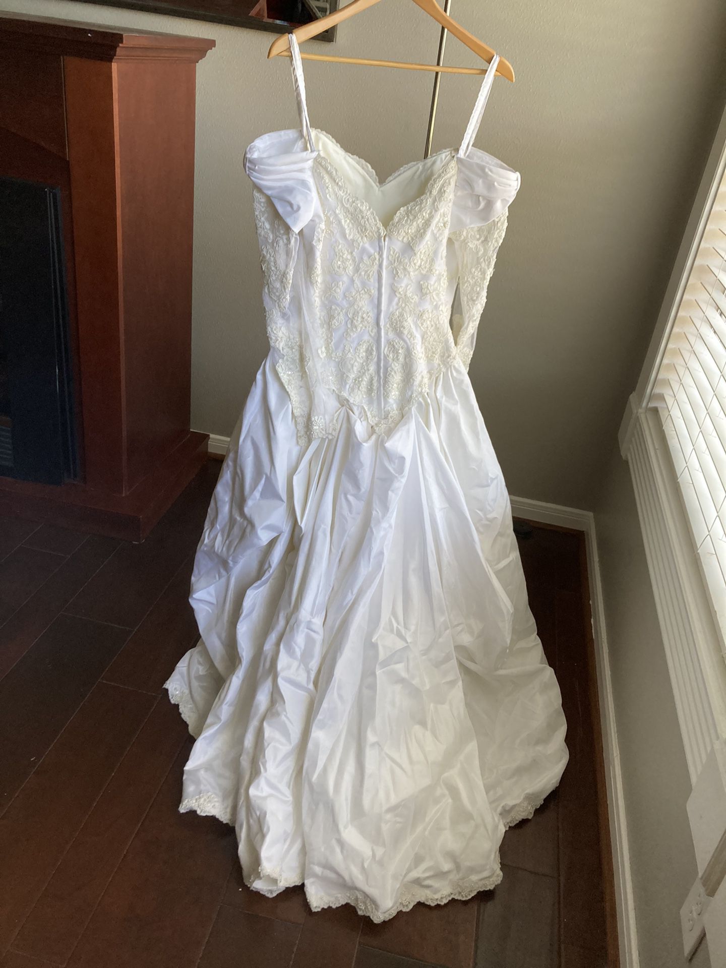 Beautiful Retro Beaded Wedding Dress 