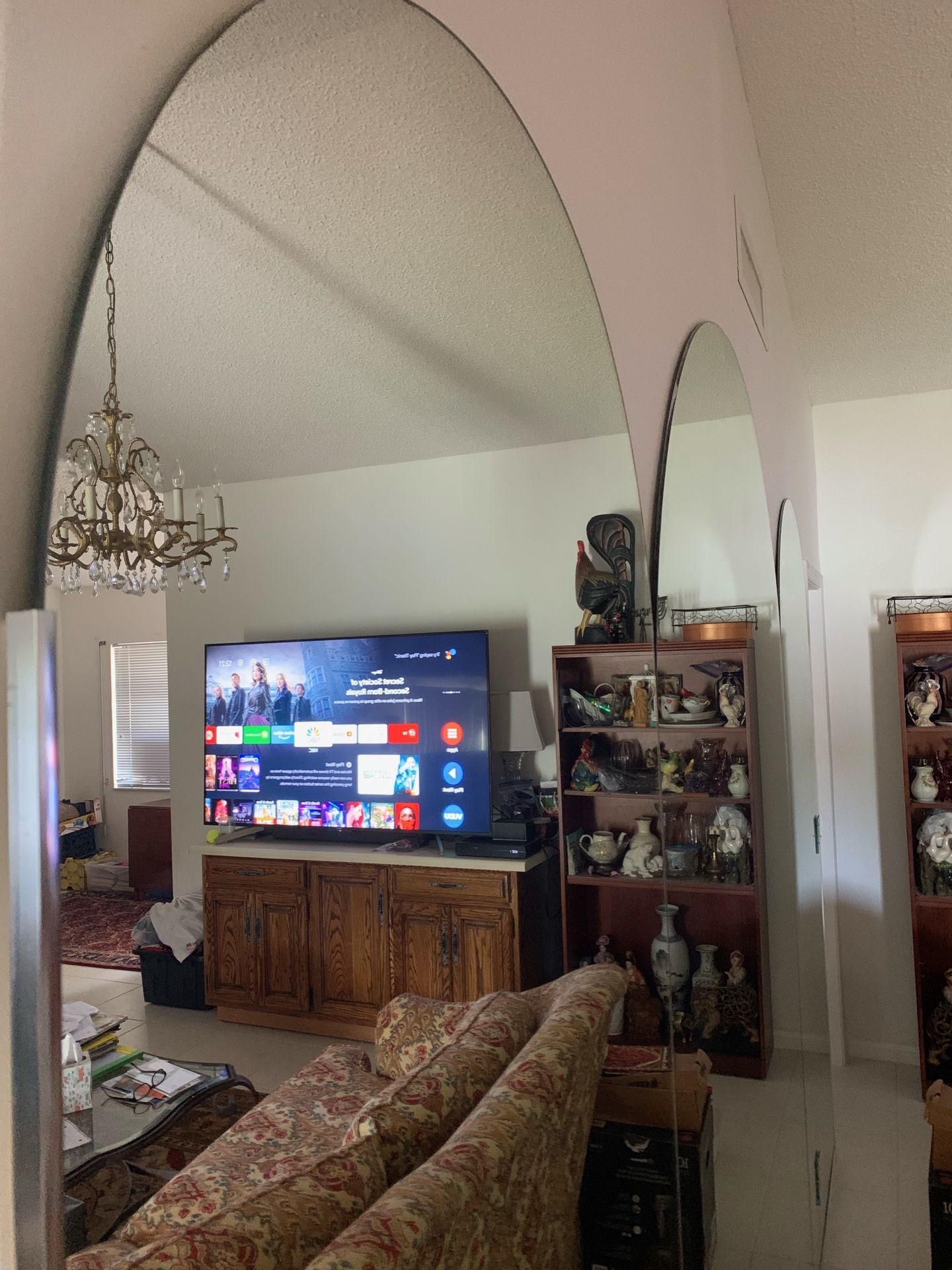 Three(3) Large mirrors oval shape on top, one large 2 Medium Size asking $390. Obo today