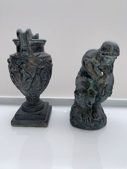 Urn +  The Thinker Statue   Thumbnail
