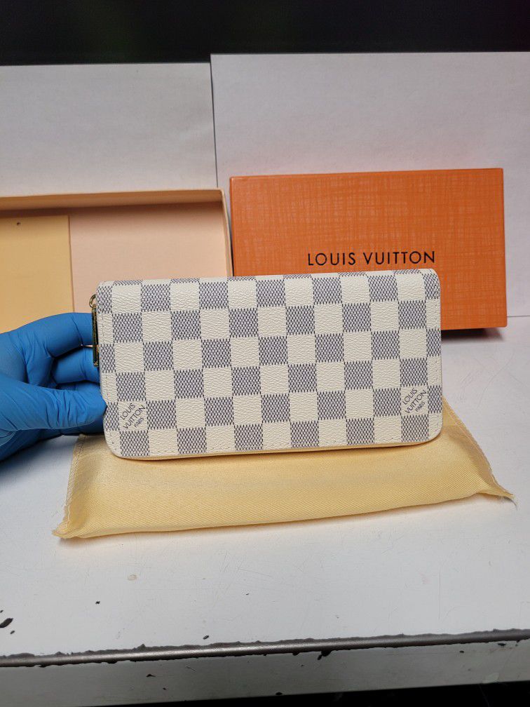 Louis Vuitton White  Wallet 