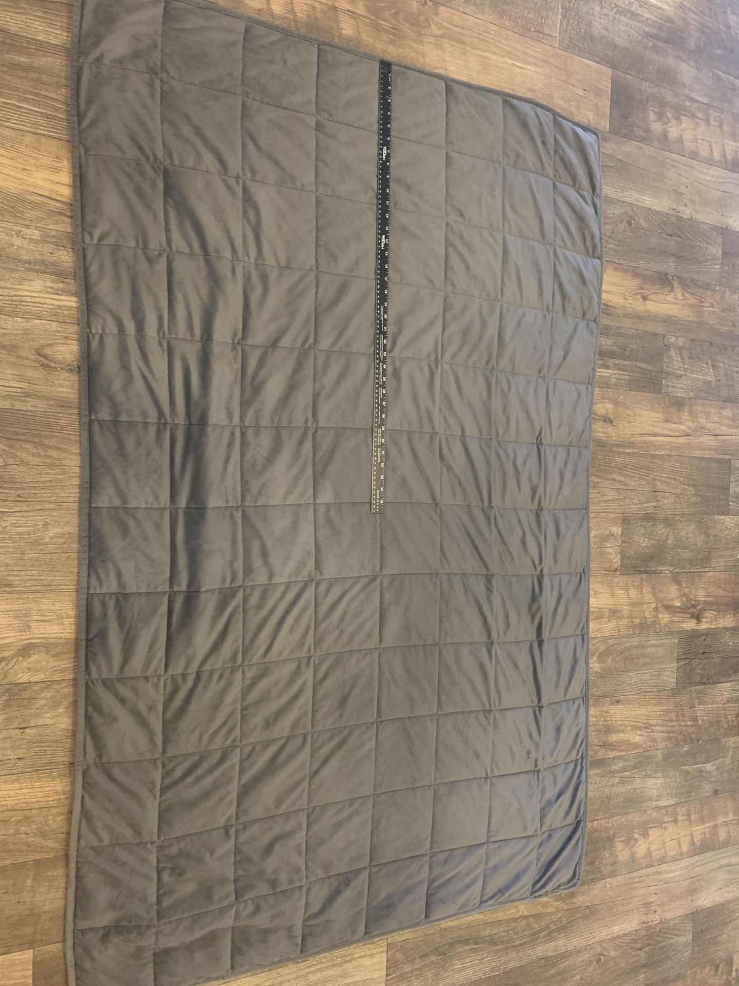 Weighted blanket 12 lbs