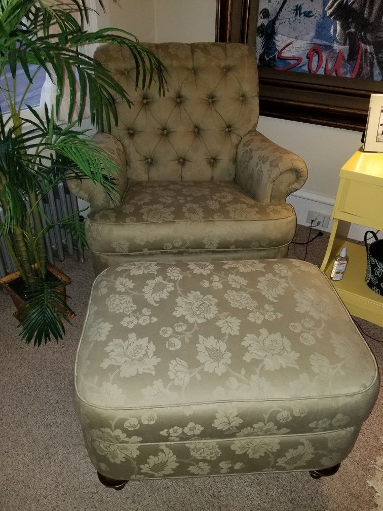 Ethan ALLEN tufted Chair N Ottoman *JUST REDUCED