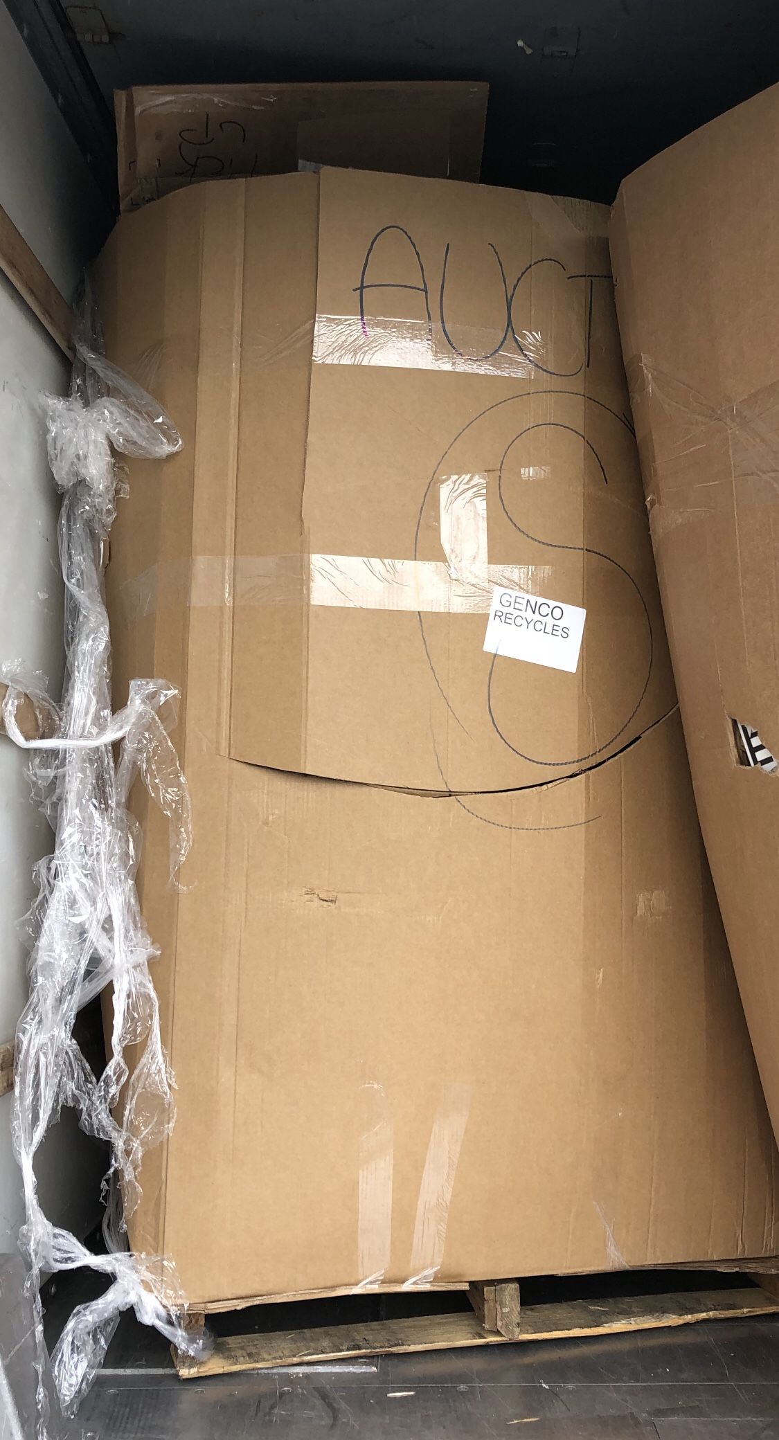 7ft Amazon Returns Pallet Genco Gaylord