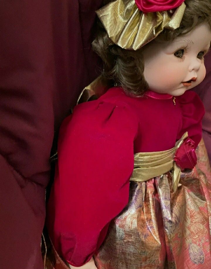 Marie Osmond "Jessica's First Christmas" collectible doll