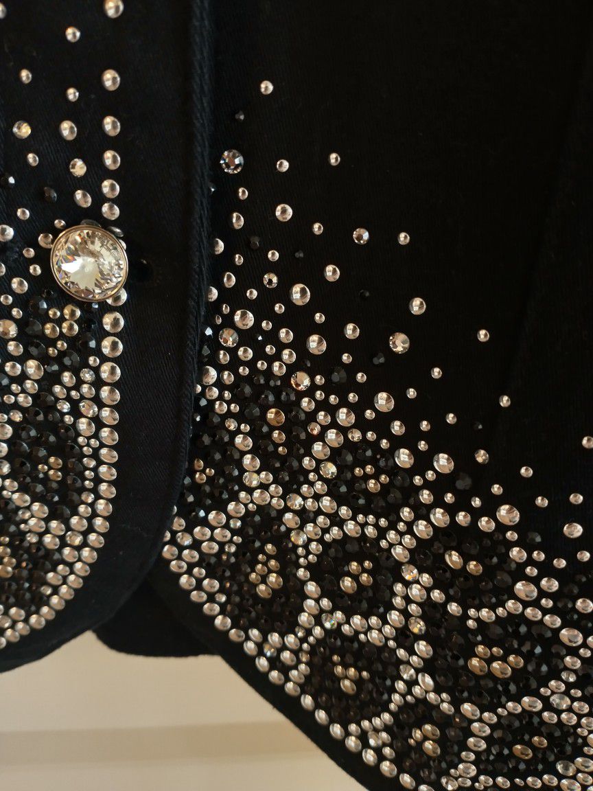 Black Jean Jacket With Swarovski Crystals. (Medium) 
