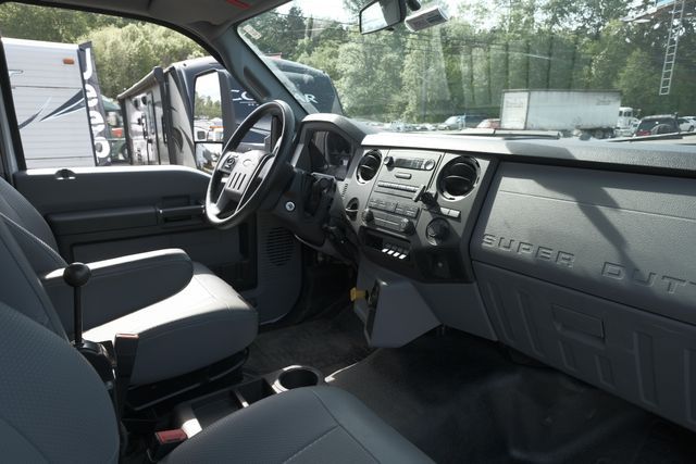 2019 Ford Super Duty F-750 Straight Frame