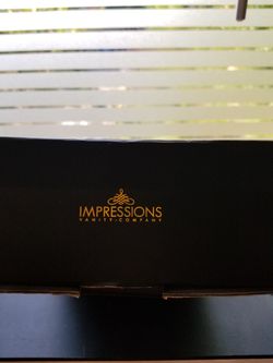 Impressions Vanity Touch Trifold XL LED Makeup Mirror Thumbnail