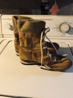 Womens Timberland Boots  Thumbnail