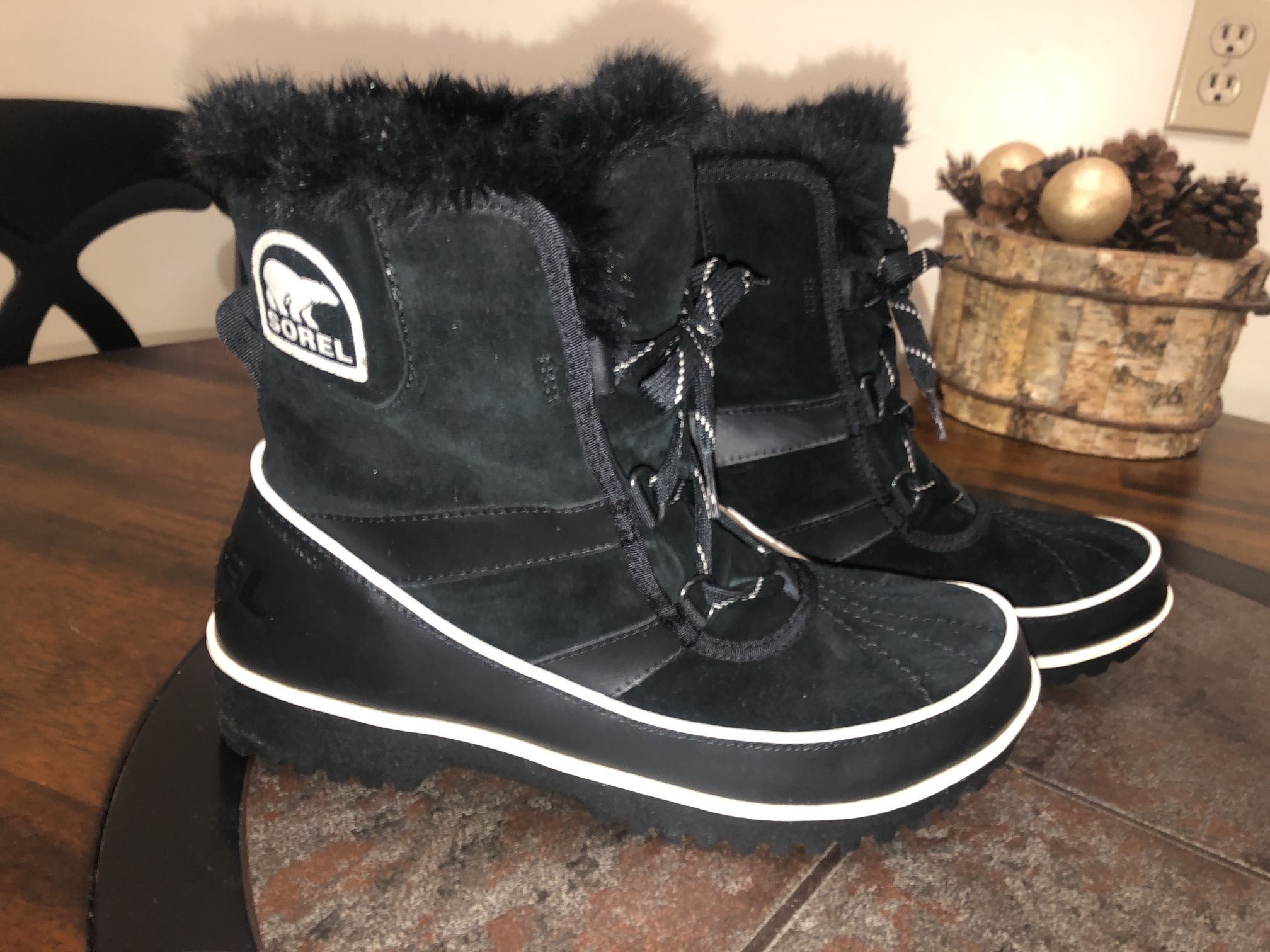 Sorel Woman’s Winter Boots Size 11