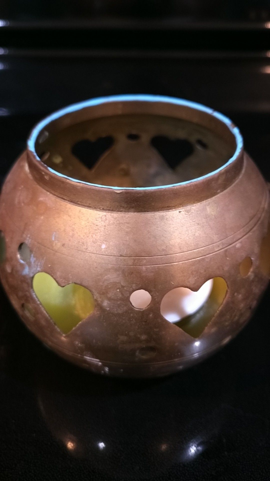 Votive/ candle holder