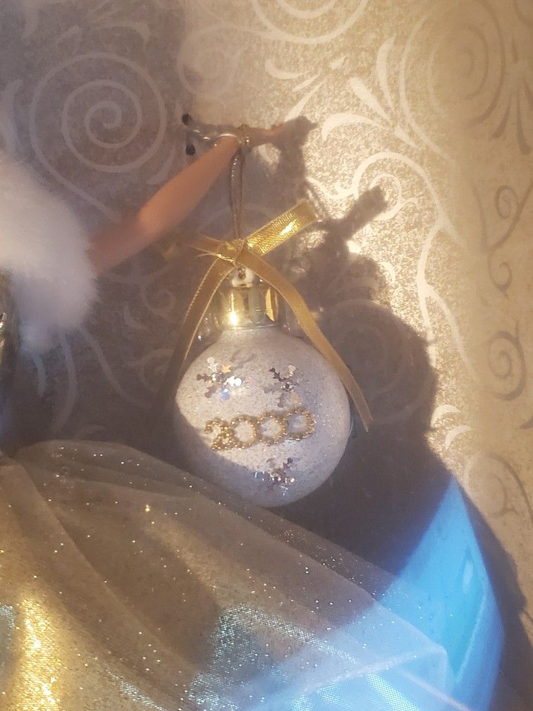 SPECIAL 2000 EDITION :CELEBRATION BARBIE