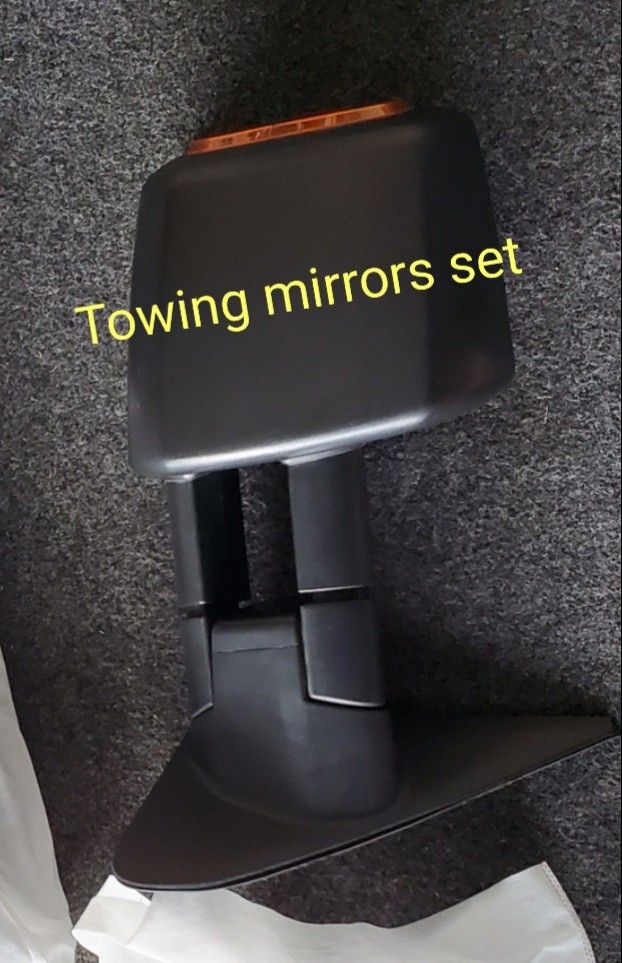 Towing Mirrors Heated LED Signal Lights
07/13 Tundra