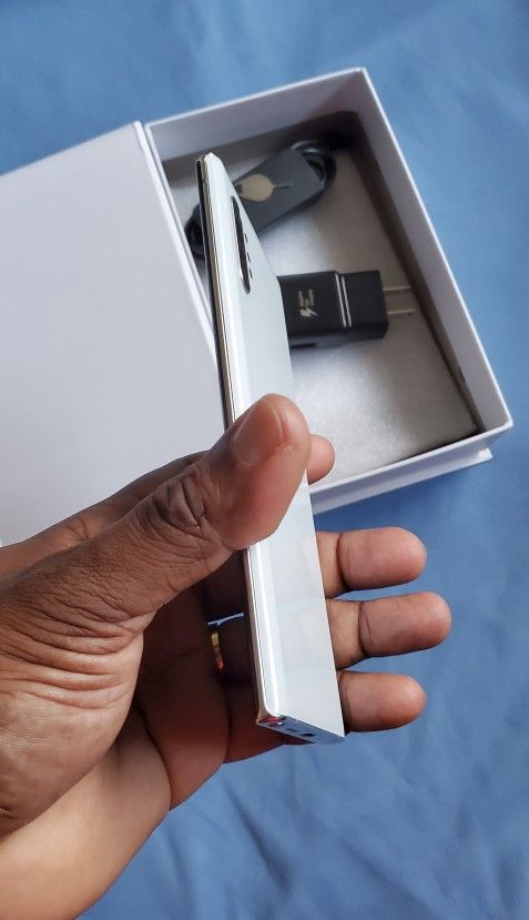 Samsung Galaxy Note 10+ Plus 5G Unlocked MINT CONDITION SM-N975U 256GB Single SIM No Cracks No Scratches No Dings Aura Whiteđ¤