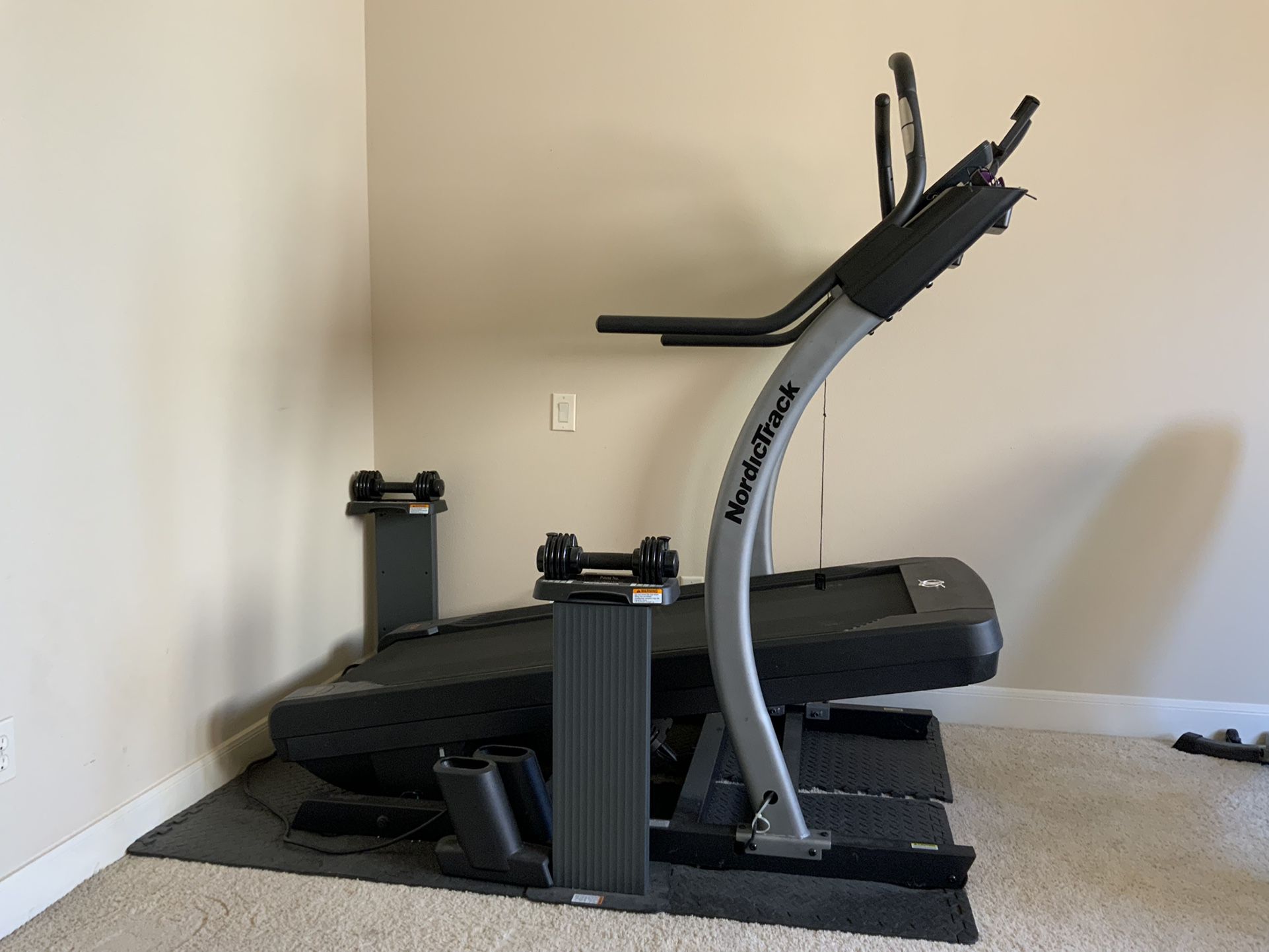 NordicTrack Incline/decline Treadmill with Extended Deck