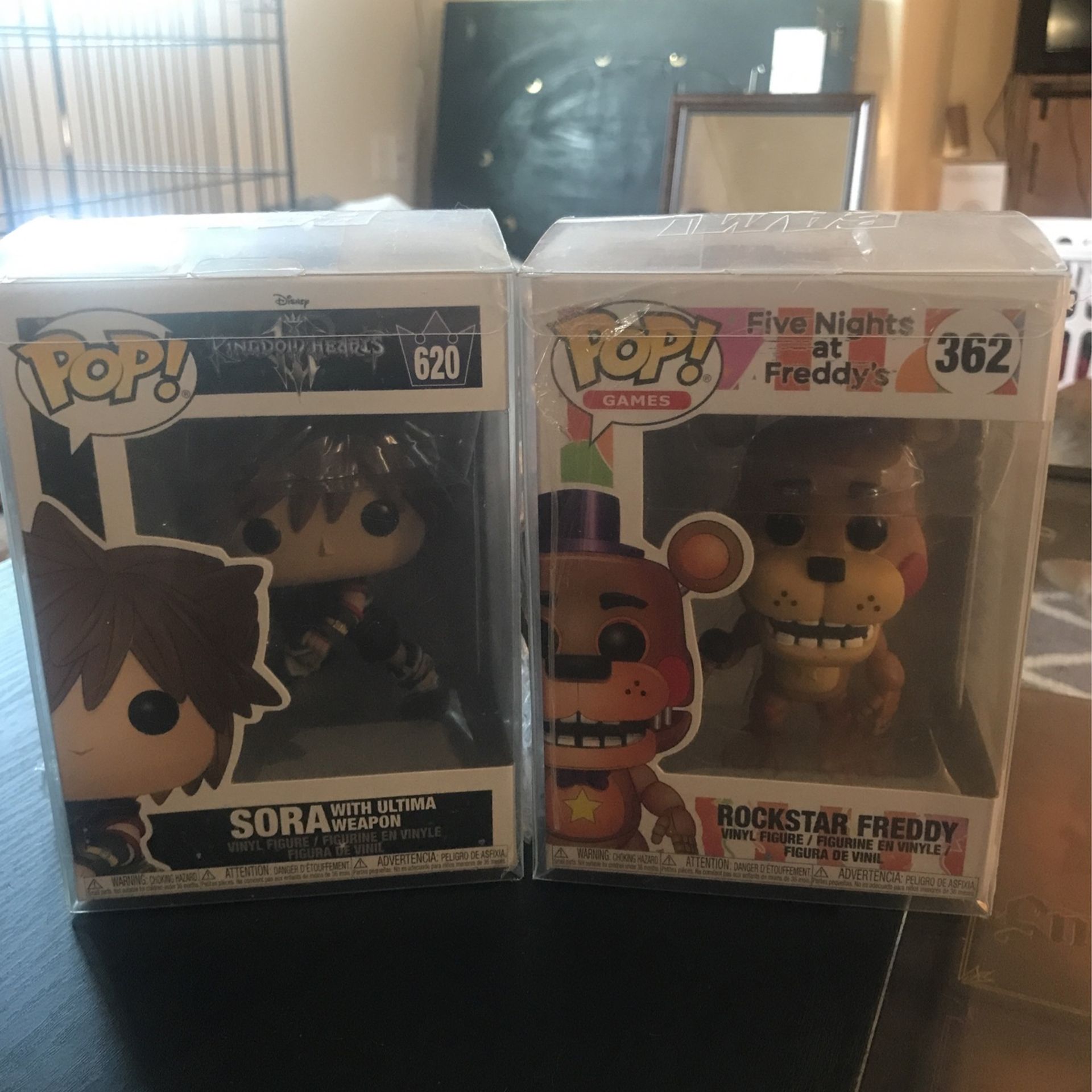 Kingdom hearts Sora, Rockstar Freddy Funko Pops