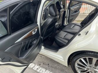 2017 Infiniti Q50