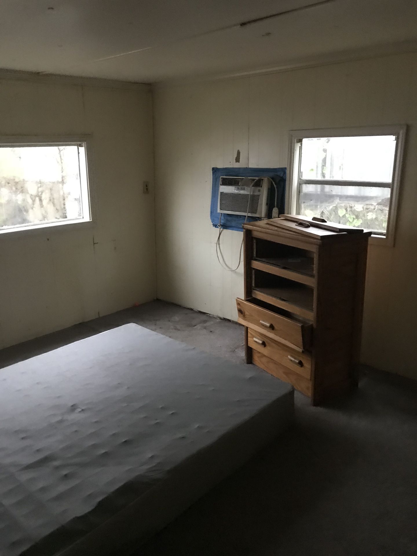 Mobile Home En Pagos 14X65 2/1 Moved 3500 down for Sale in Channelview