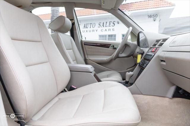 1998 Mercedes-Benz C-Class