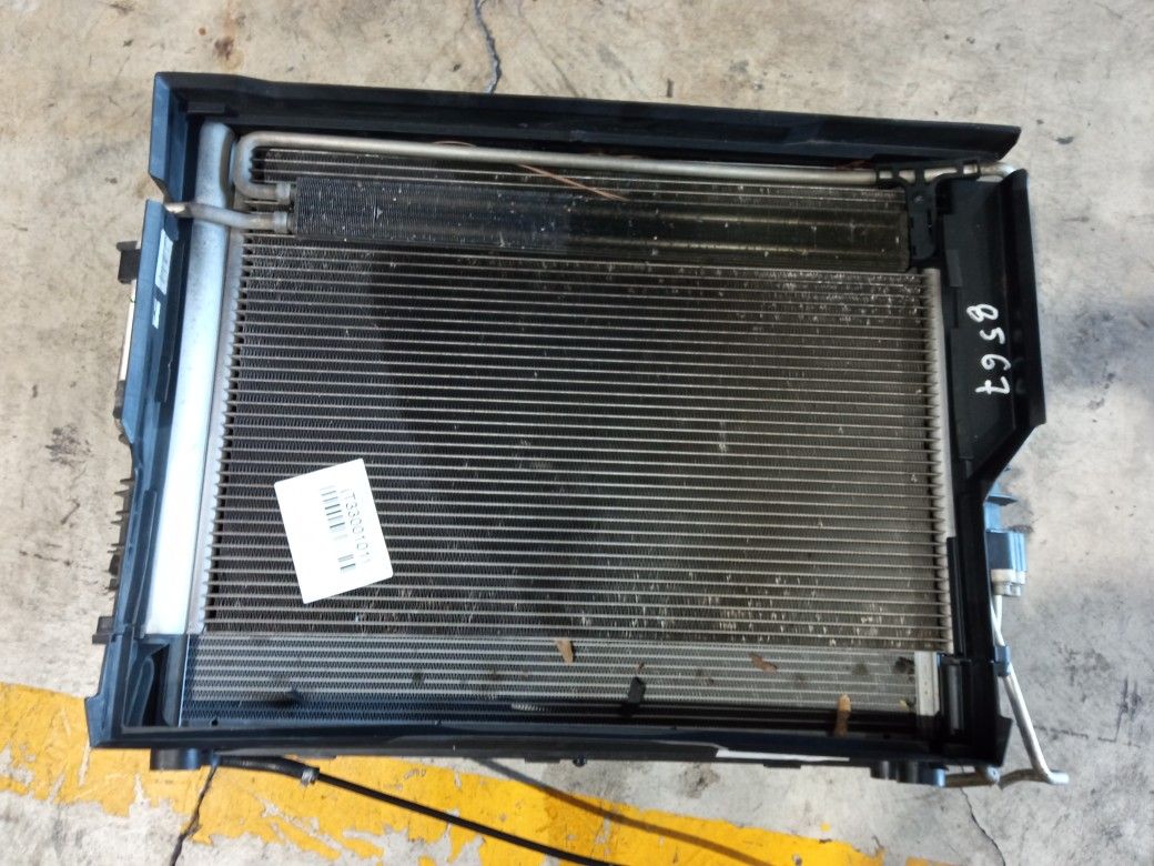 Radiator, Condenser And Fan For 2003 BMW 5-Series/6-Series/7Series Stock 98567