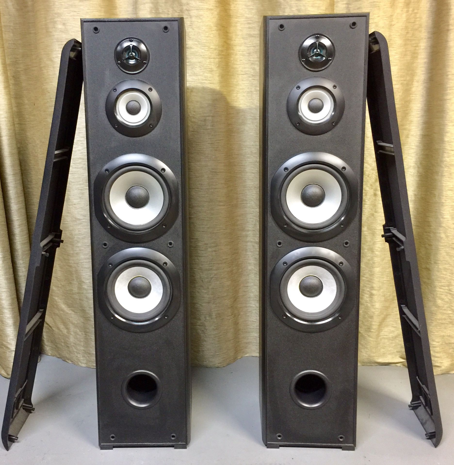 HighPerformance Sony SSF6000P Floor standing speakers for Sale in