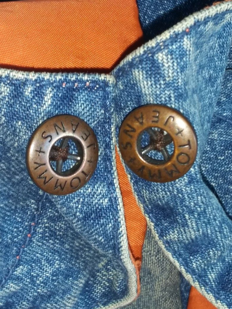 TOMMY JEANS DENIM JACKET