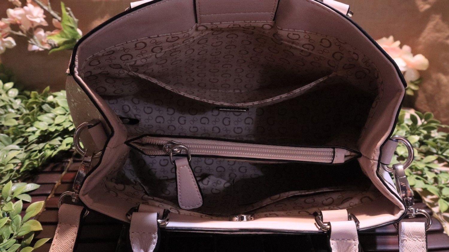 Guess Bag