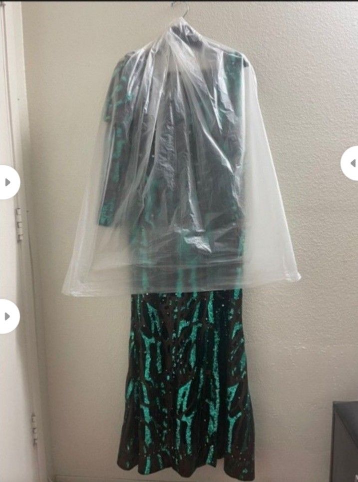 Special dress for parties, special occasions and
weddings New