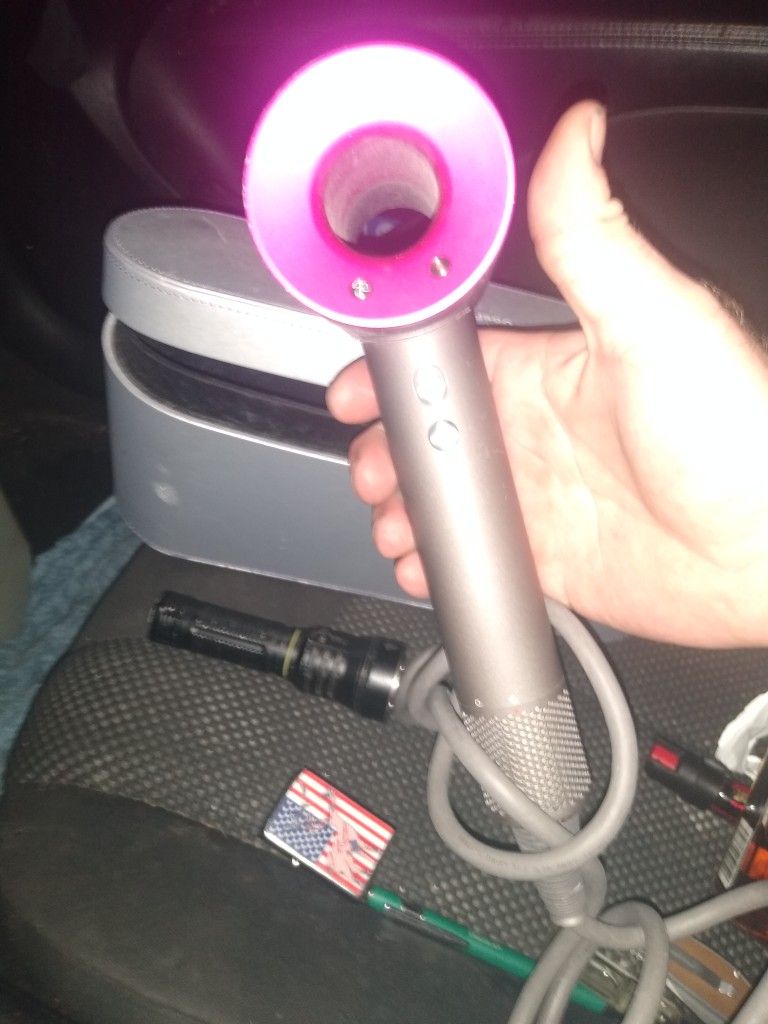 Dyson Hair dryer. Perfect Condition