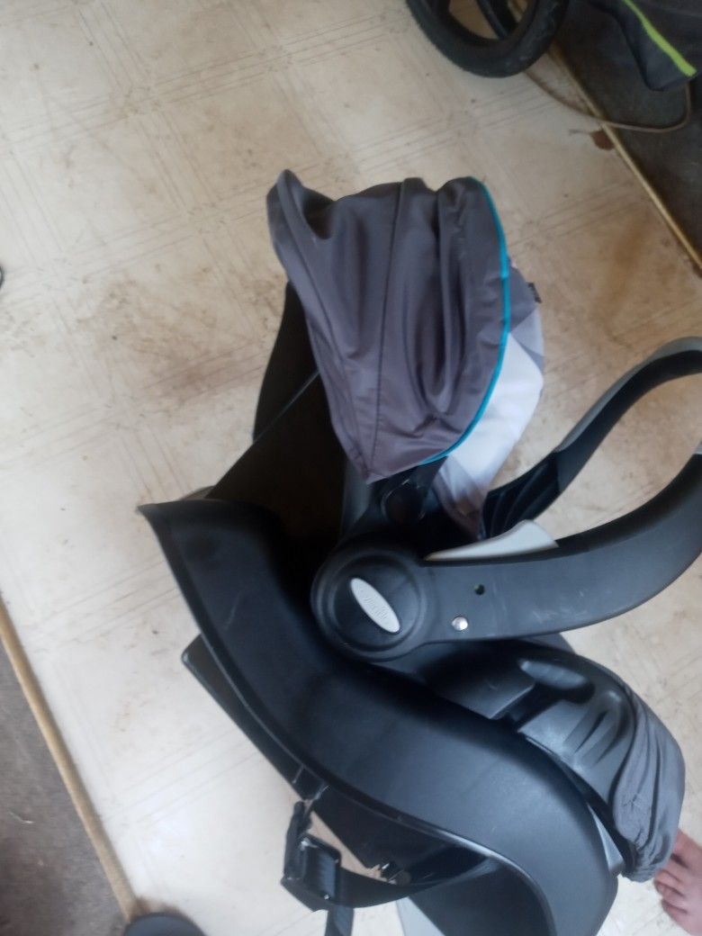 Infant/toddler Car Seat