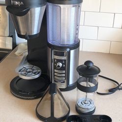 Ninja Coffee maker Thumbnail