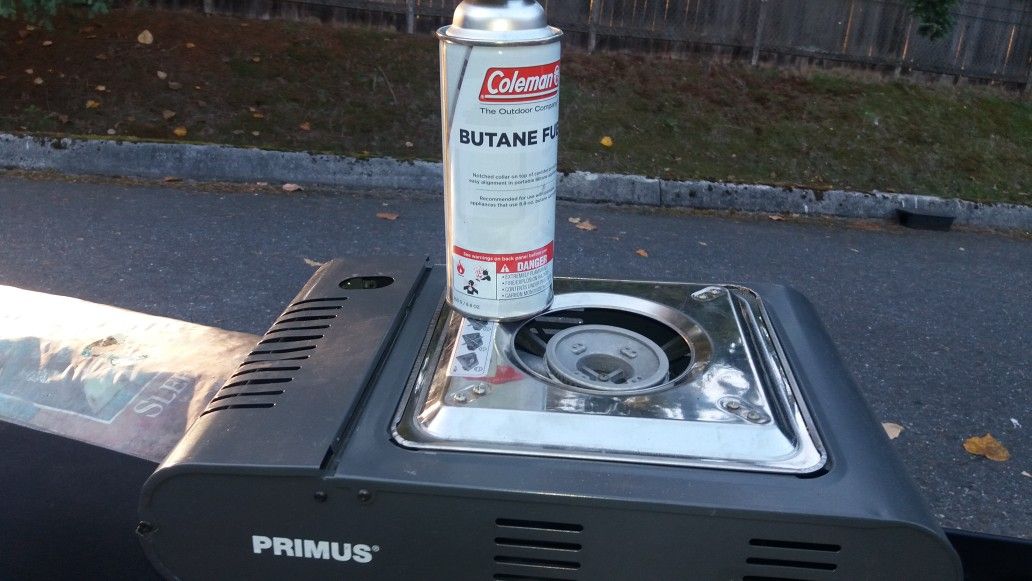Complete camp set. Tent tarp stoves lantern! $75.00