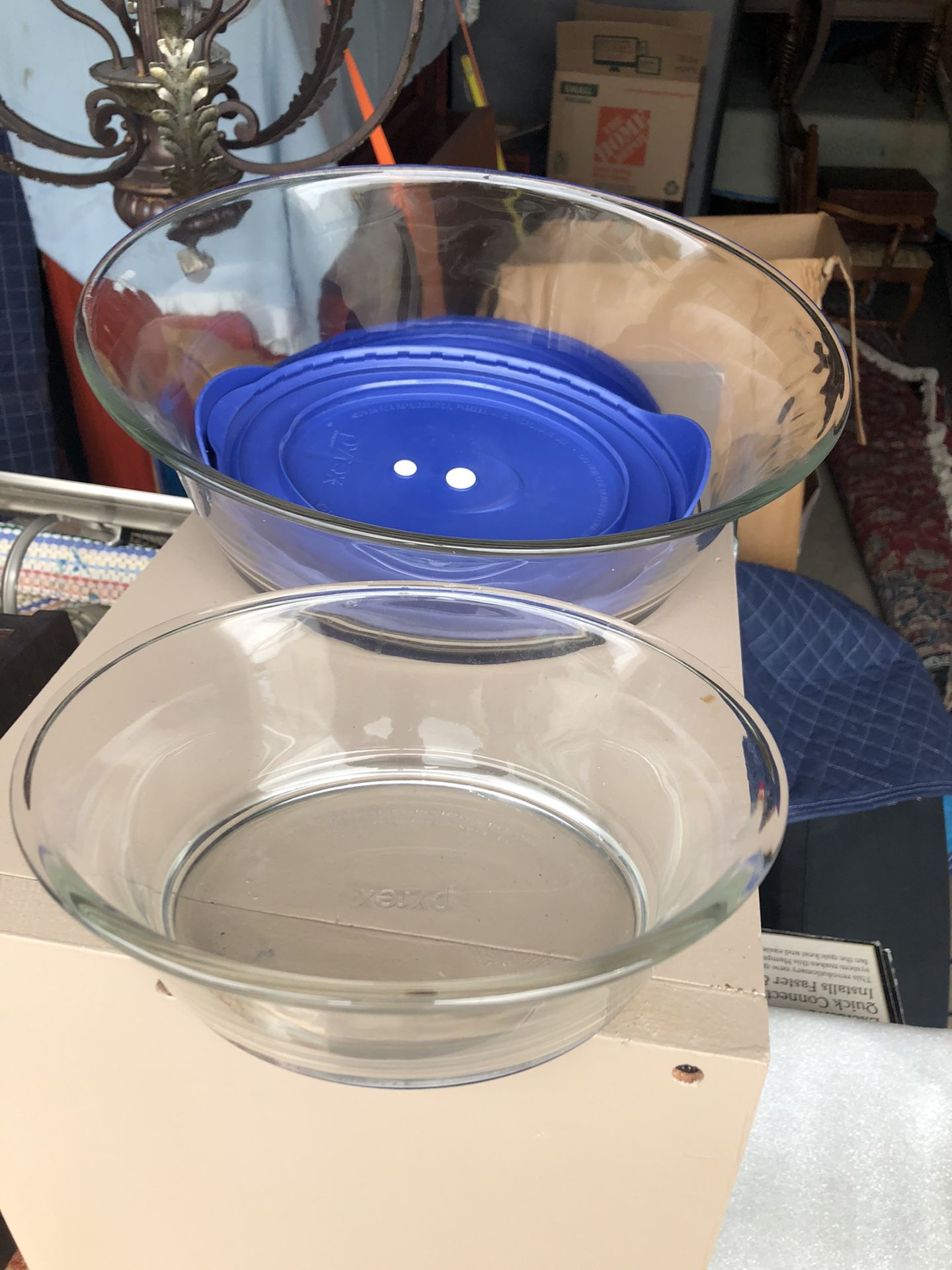 Miscellaneous Pyrex clear bowls
